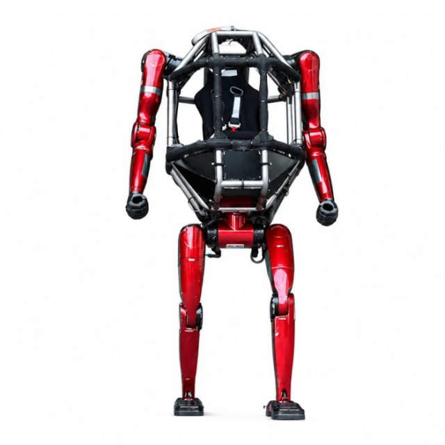 Unitree GD01 Review: Manned Transformable Mecha Robot